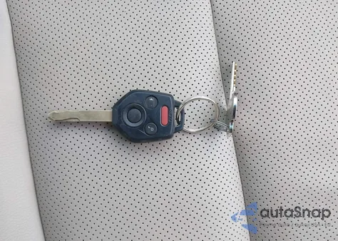 2011 Subaru Outback 3.6R Limited из США, поврежденный, VIN 4S4BRDLC6B2439654